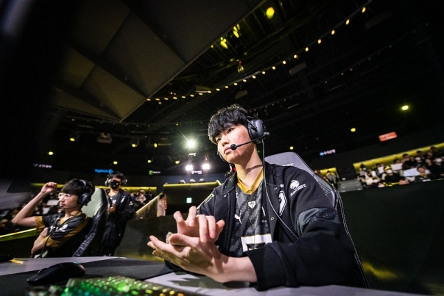 专业对口!Chovy:中单对线变简单了,只需快速推线