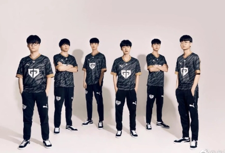 两超多强:T1和GEN连续三个赛季锁定LCK常规赛第二