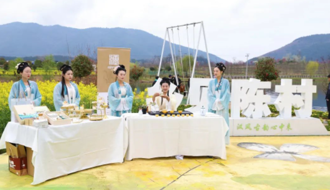 让渺小的我们在这尘世,有了逐梦的勇气。的图片 让渺小的我们在这尘世,有了逐梦的勇气。