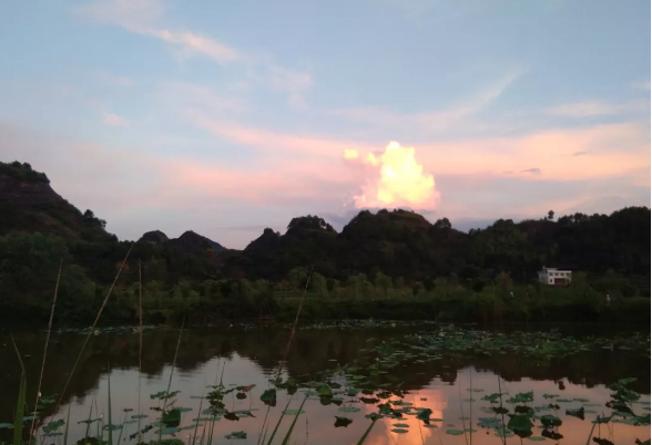 水乡与山村(一)的图片 水乡与山村(一)