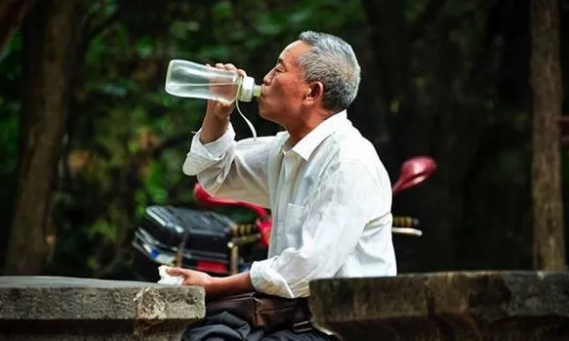 公公的选择的图片 公公的选择