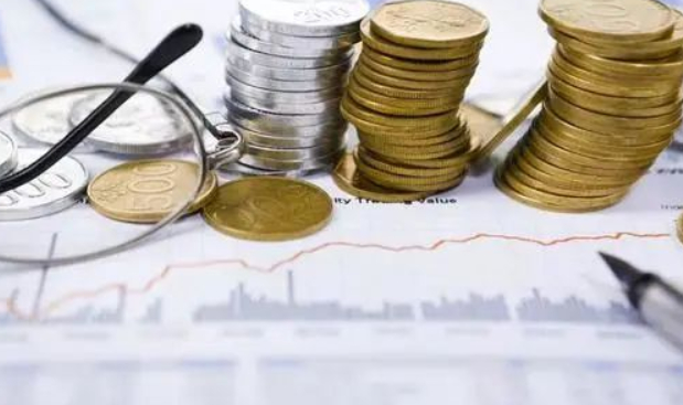 2022年上海一个普通家庭的经济收入,受疫情影响到底有多大的图片 2022年上海一个普通家庭的经济收入,受疫情影响到底有多大