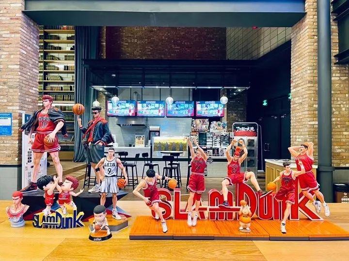 《灌篮高手》电影版登录国内影线,相关周边球衣、手办等卖断货