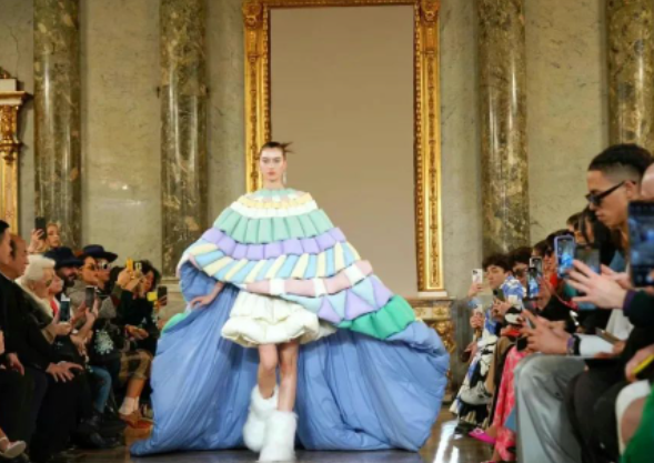 我曾在欧洲“贩卖”徽文化艺术的图片 我曾在欧洲“贩卖”徽文化艺术