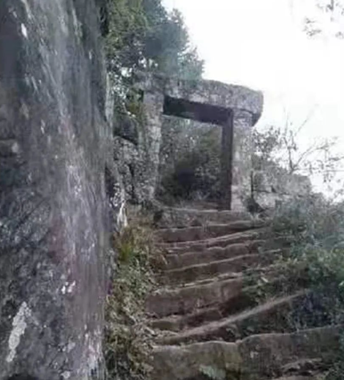 响硐拾遗（十）