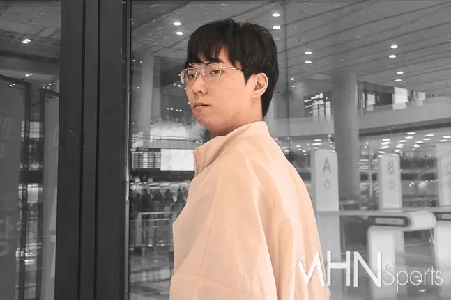 Ucal:一直觉得Rookie很强 希望有一天能超越他