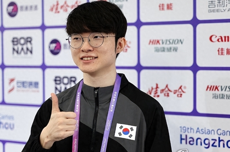 韩国电视台转播亚运会闭幕式提及Faker:我们韩国是拥有Faker的国家