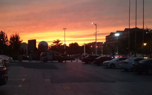 五柳河成了村民的公共浴池的图片 五柳河成了村民的公共浴池