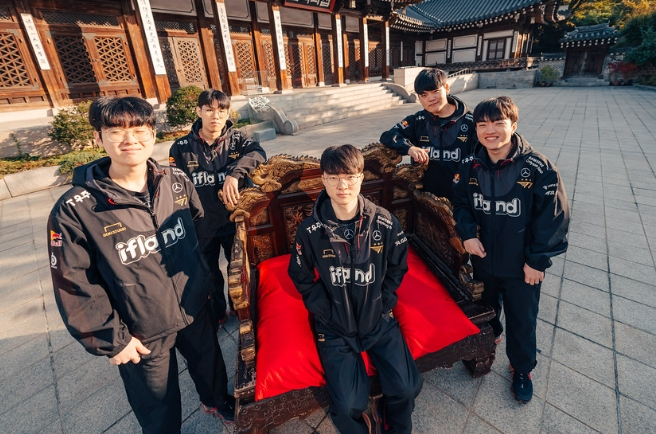 T1战队与Faker选手历史共7次在S赛淘汰赛完成横扫,历史第一