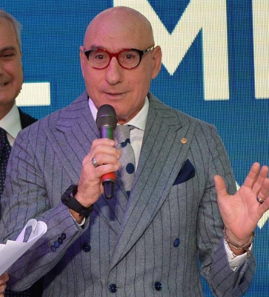 大发体育-名宿:米兰若解雇皮奥利会是严重的错误,大发助力你的致富之路!