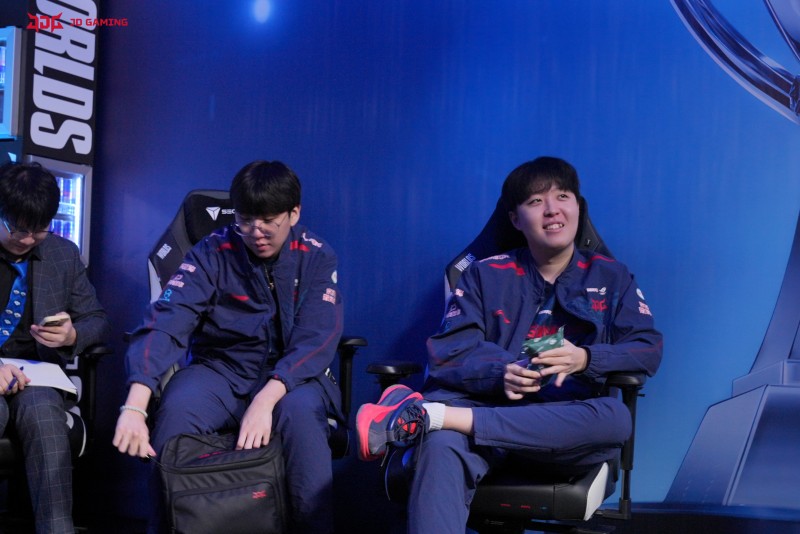 Ruler:第三第四局T1其实劣势很大,但他们很清楚怎样做能赢比赛