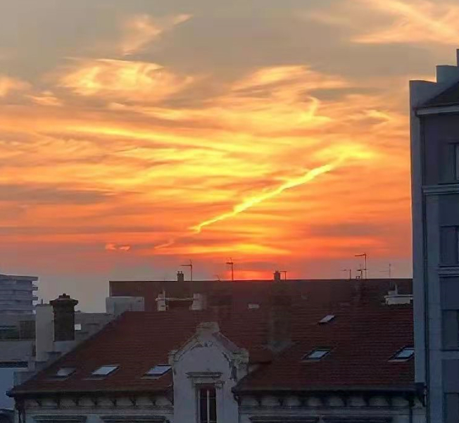 夕阳的光,照亮了我的图片 夕阳的光,照亮了我