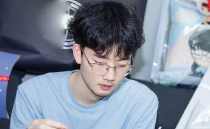 Droan学着点!Viper演唱春雨 Peanut:我哭了,我眼泪下来了