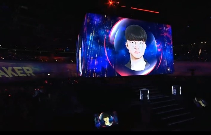 红牛杯T1登场片头:我们是世界冠军,来此向您展示这一点