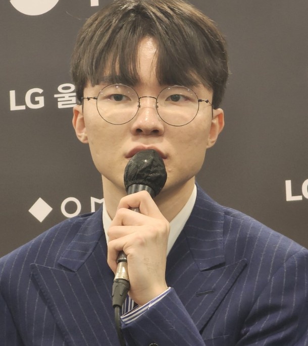 Faker:我们在夏季赛起起伏伏最后登上了顶峰 这个过程令我最难忘