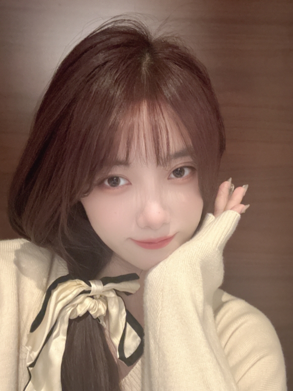 主持小钰晒照:报告 身体基本上恢复了~~