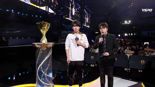 北京WB乔兮赛后采访:有花卷的保护太有安全感了