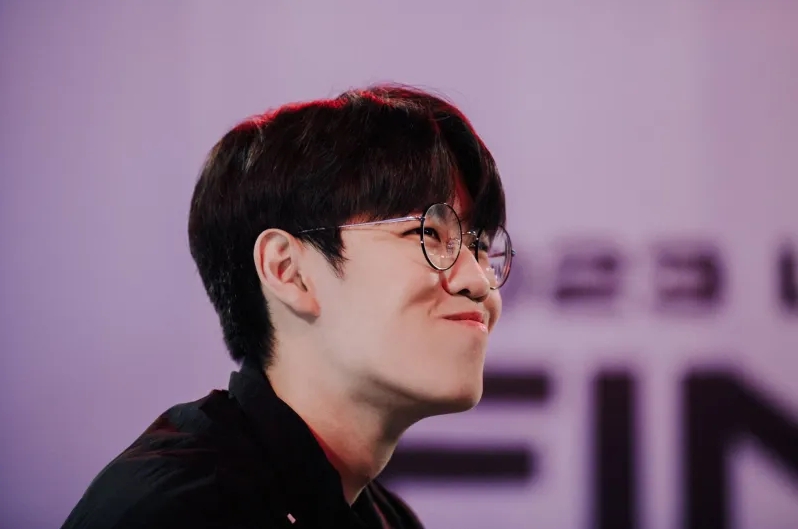 Oner:脑袋聪明的人聚集在了一起,轻松地获得了比赛的胜利