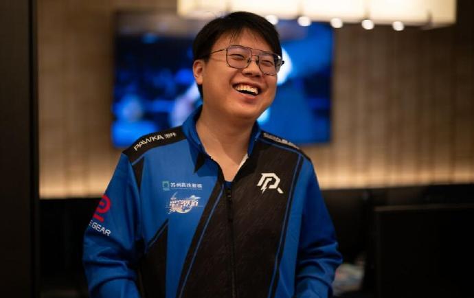 节奏带起来!Chalice:微博之夜邀请我没去 我黑小红书但它有干货