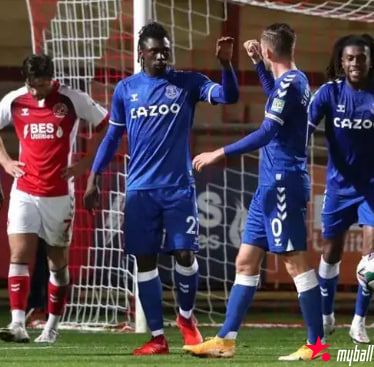 大发体育-闻所未闻!英超两队再遇扣分风险,大发助力你的致富之路!