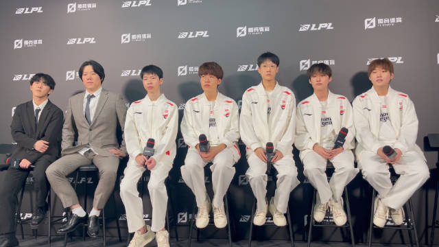 AL群访 Croco:我想把这个MVP献给队友们,Hope称赞伟大的性格