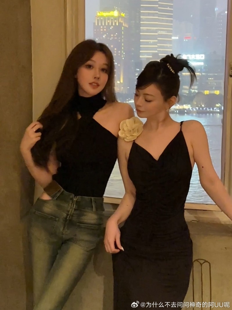 看起来很名流!UU妹晒闺蜜生日照 图二亲密接触情不自禁“袭胸”