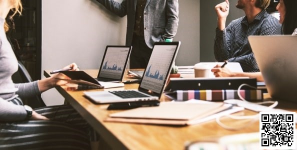 【EV扑克】话题 | 女性经理人在大学学习扑克:这在商业中很有用?