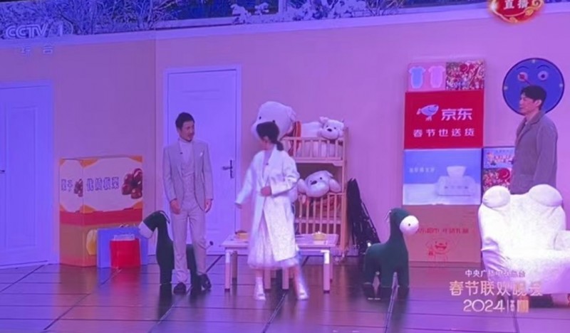 植入太显眼拉!管泽元调侃沈腾小品:沈腾加入京东,剑指大满贯