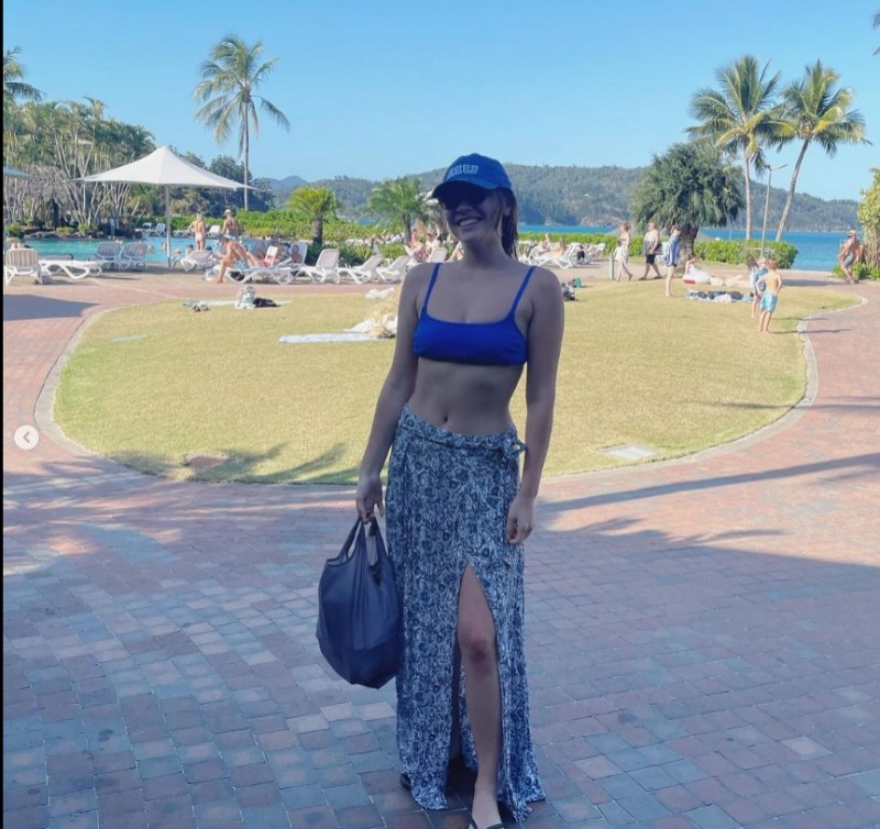 别墅杯英文流记者NatTea美照分享:曾主持Ti12等多个电竞赛事