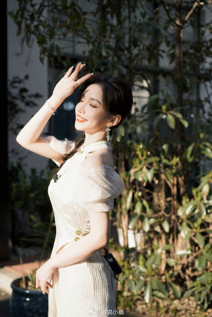 KPL解说小鹿晒照:kpl发型师大展身手的一天