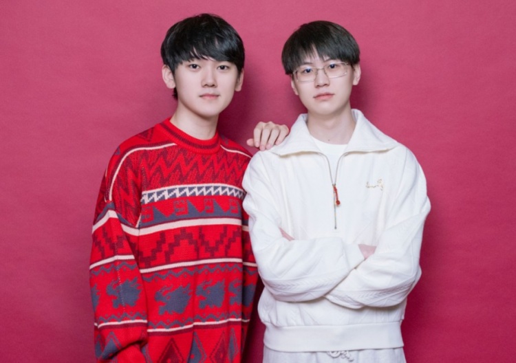 太专业了!JKL吐槽在韩服能打中文吗,随后田野贴心帮忙翻译