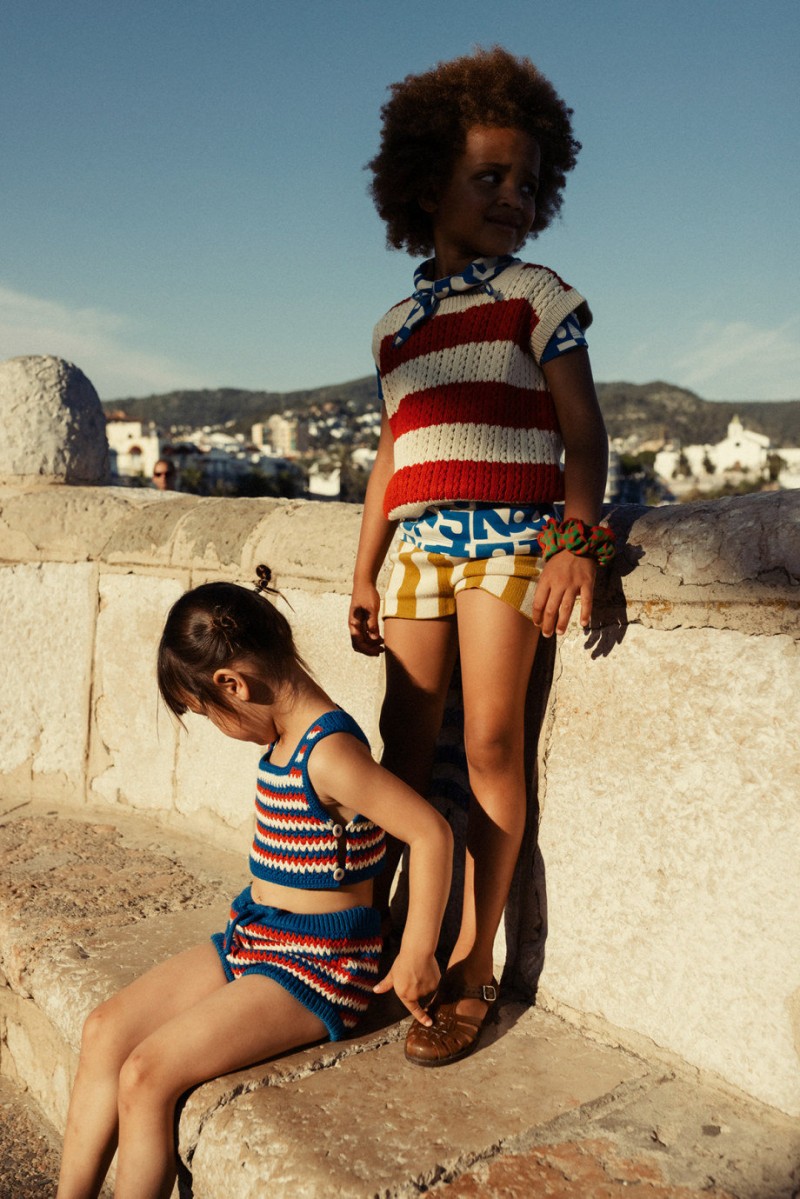 攝影師Raquel Chicheri鏡頭下，孩子們的夏日時光。自由自在的童年，就像那樣的夏天，嬉戲玩耍陽光燦爛~ ​​​