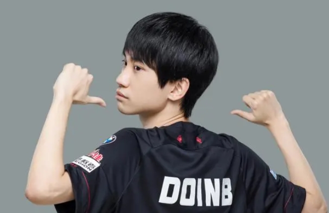 这么多白猴期待!??Doinb未开播直播间单日活跃观众达1.7万人