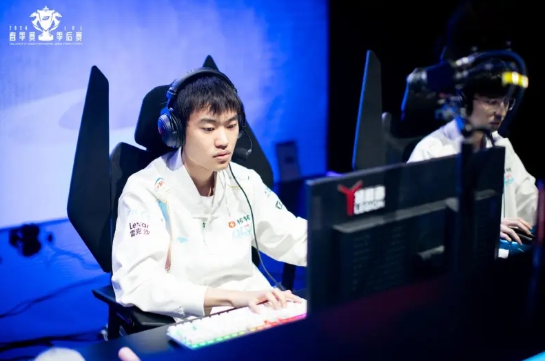 knight:去年我是MSI冠军,今年也肯定会在成都捧起奖杯