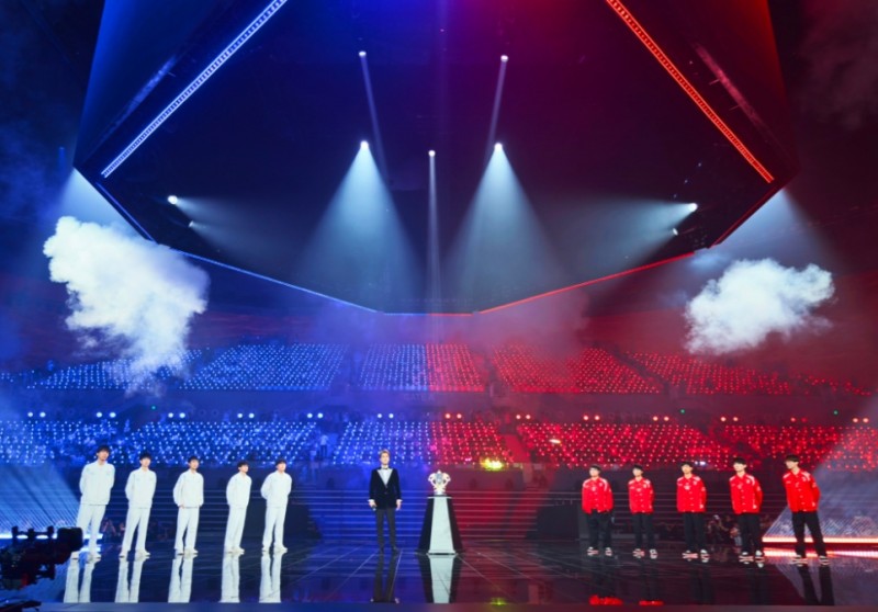 LPL夏季赛改制,理性讨论季后赛双败是不是也应该缩短休赛期?