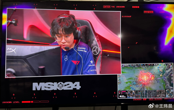 勇于下判断！媒体人：宙斯有点猛啊，G2今天应该没啥戏了。