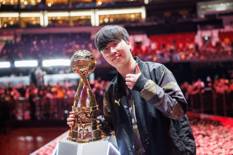 LOL官推分享Kiin职业生涯战绩:联赛1~10名都拿过 但MSI第一!