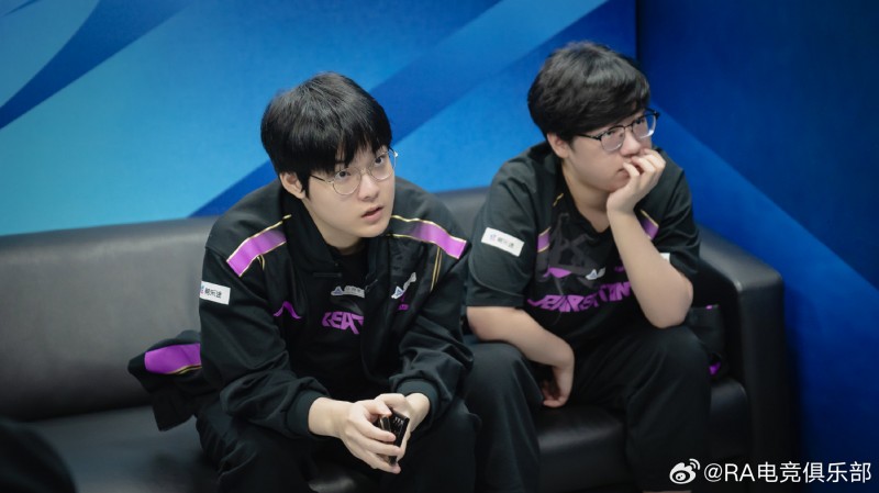 A组的竞争还没有结束！RA击败OMG取得三胜二负 暂时排在A组第二位