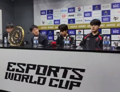 Faker谈夺冠秘籍:其实遇到好几次危机 但我们充分发挥了团队合作