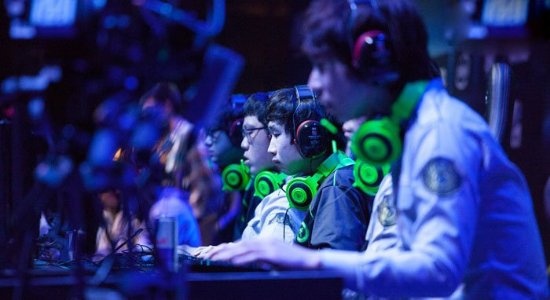 中国电竞产业报告发布:上半年收入超120亿元