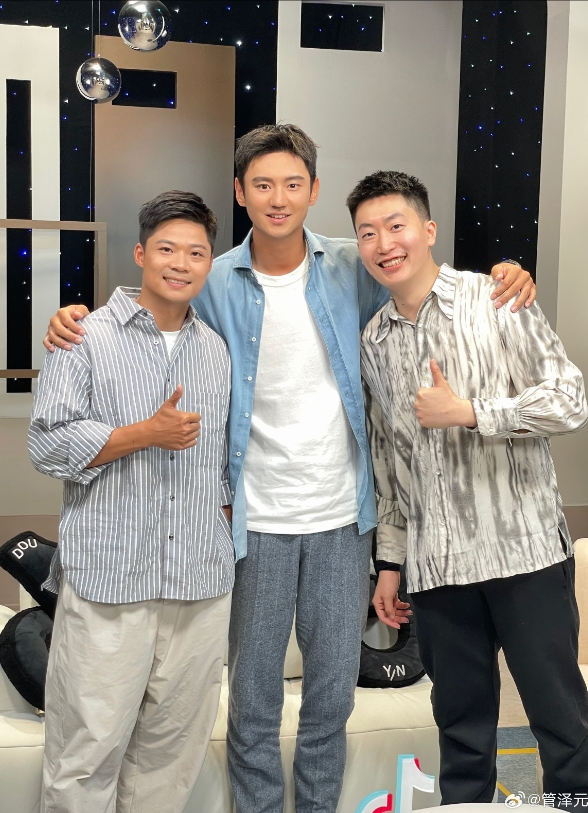 管泽元晒与苏炳添、宁泽涛合照:苏神包子帅的嘛不谈!