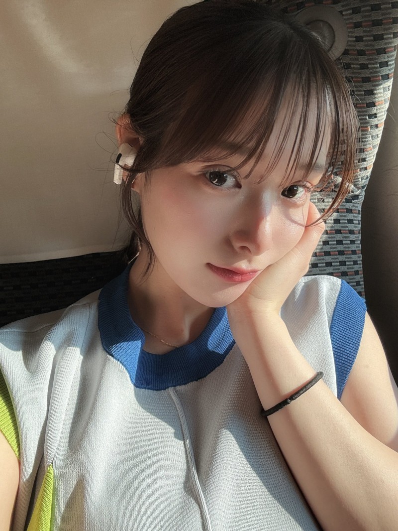 itotii正妹:写真超新星!气质独特的美女《叶月くれあ》被日本媒体称为唯一的存在!