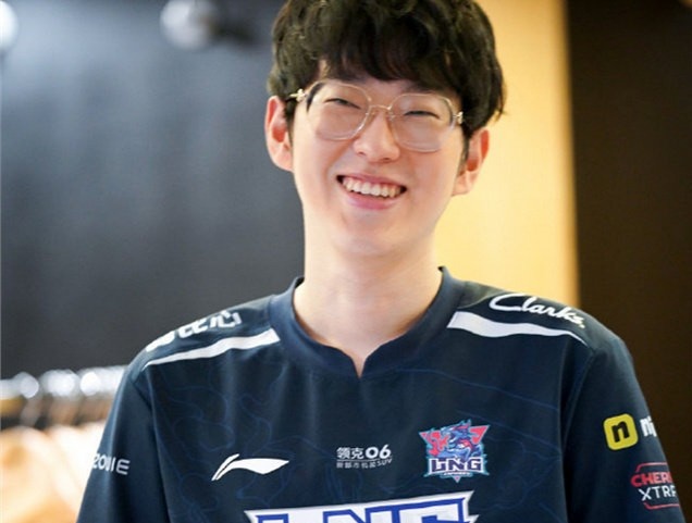 疯了?Scout粉丝出现逆天言论:只有全华班坠机才能安慰我