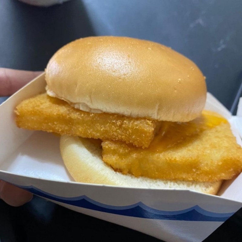 享受汉堡成为挑战!网友分享《各种奇特的汉堡》起司为什么会到处乱跑!?