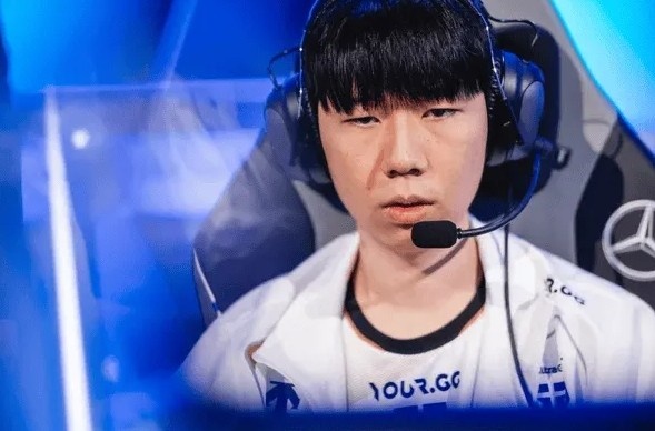 Lehends:现在还没到可以自信的时候,不会自满专注于取胜