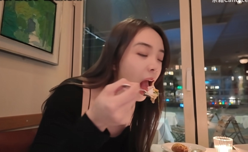 主持余霜晒瑞士旅游Vlog:老公泽元进酒店就想玩电动 十分正直~~