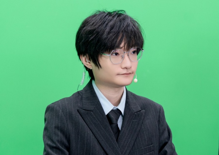 宁:你爱讲话吗?Tian:我必须得讲话呀 不讲话感觉进不去世界赛