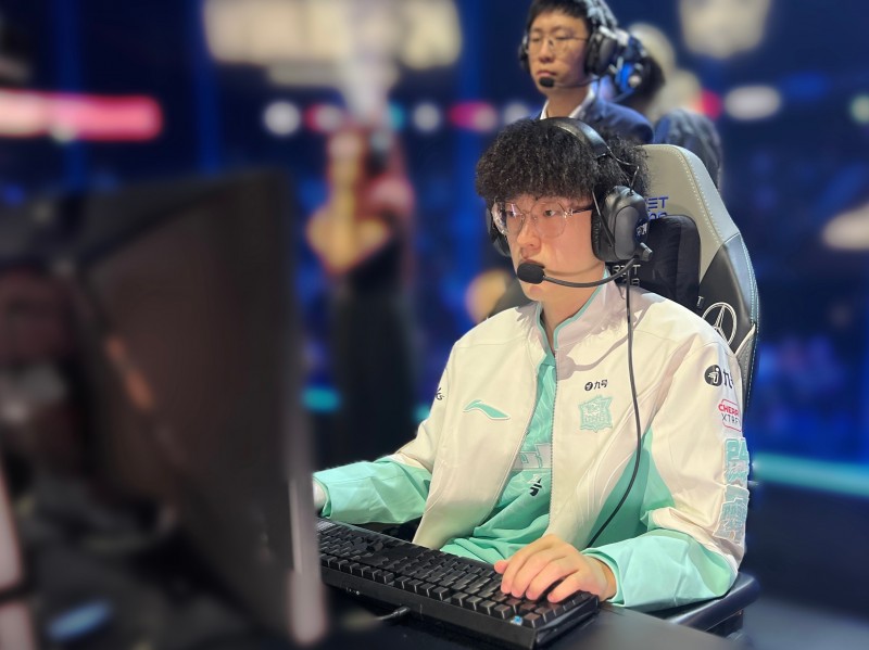 Scout签字后反悔?涵艺怒斥Scout加入JDG:有很多爆炸违规的细节