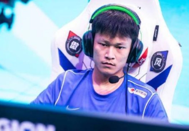 装起来了!Xiaocaobao:我说实话我一区单子比这难打多了