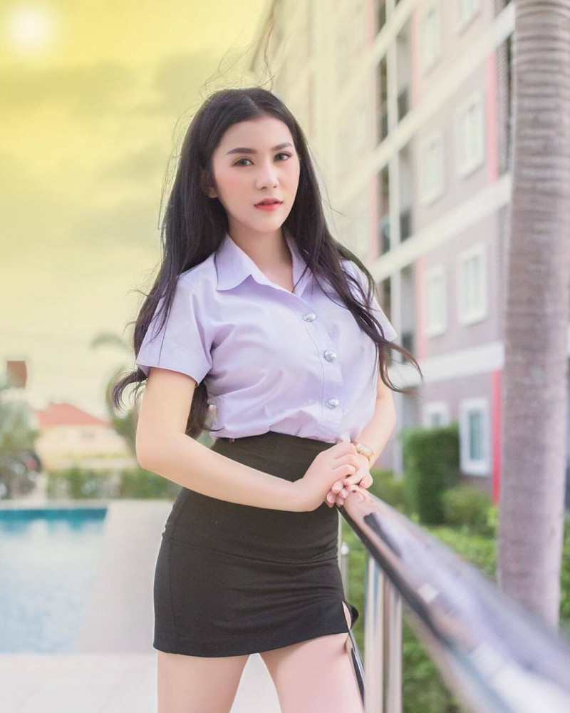 泰国正妹《OIL_Nonrinee》,